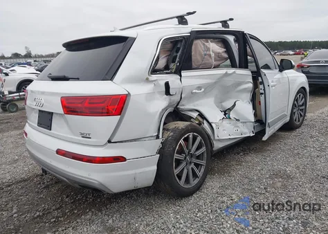 2018 Audi Q7 3.0T Premium from USA, damaged, VIN WA1VAAF77JD036785